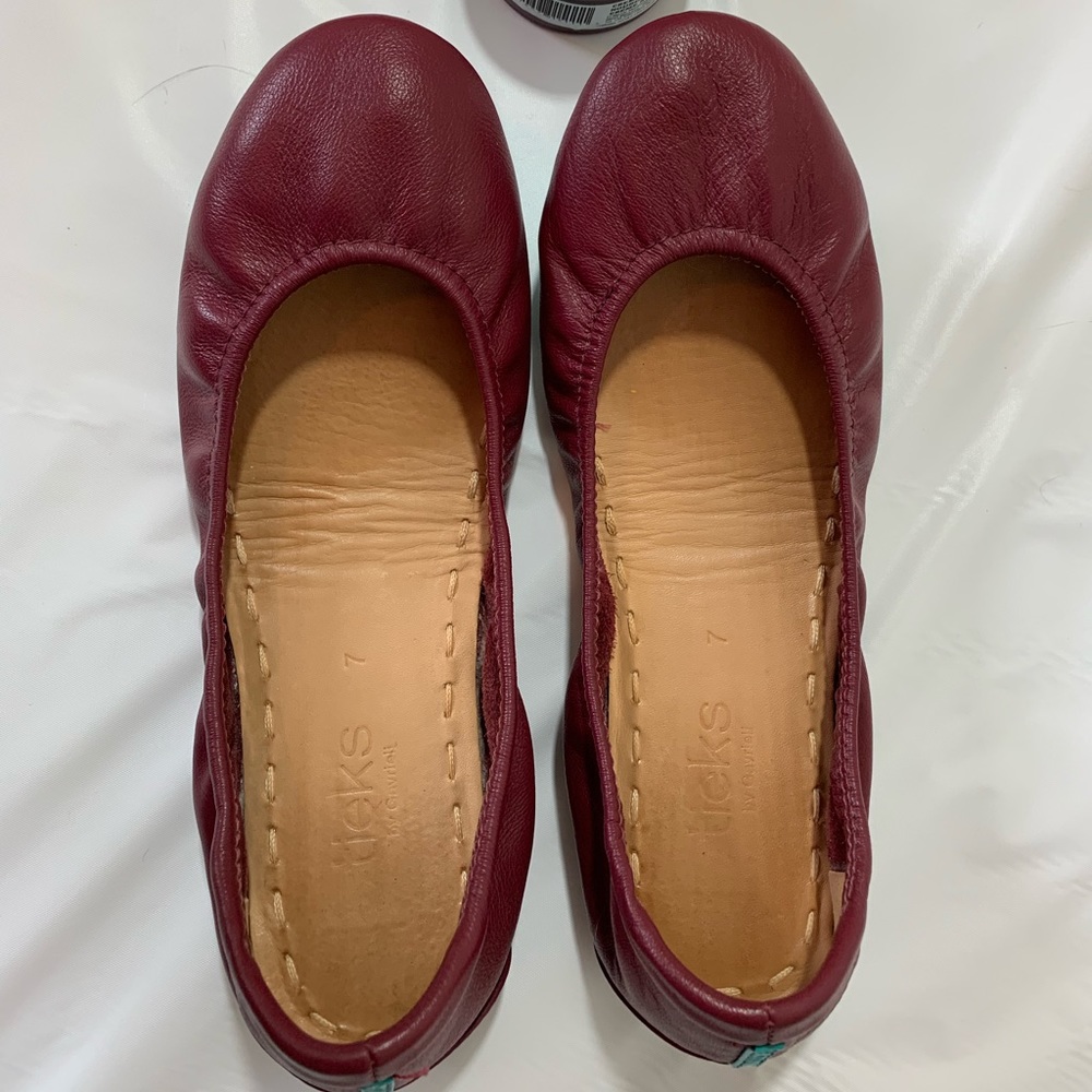 ❌sold❌Tieks burgundy